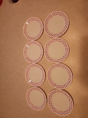 Set of 8 Red Correlle Crinsom Trellis Design Bread/ Butter Plates